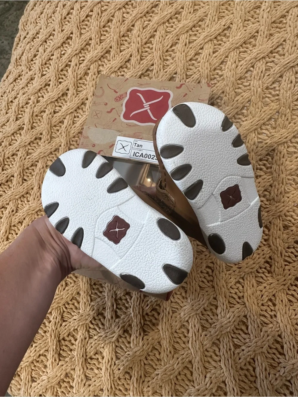 Twisted X Toddler Tan Leather Hook-and-Loop Casual Shoes size 3